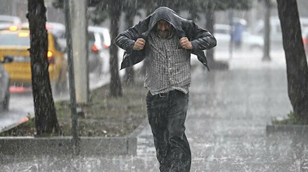 Meteoroloji 13 ili sarı kodla uyardı. Sağanak yağış kuvvetli geliyor 1